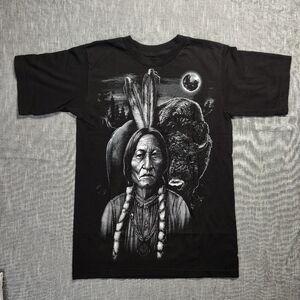 Native Chief Buffalo Night T-Shirt Size Medium Black Big Front‎ and Back Graphic